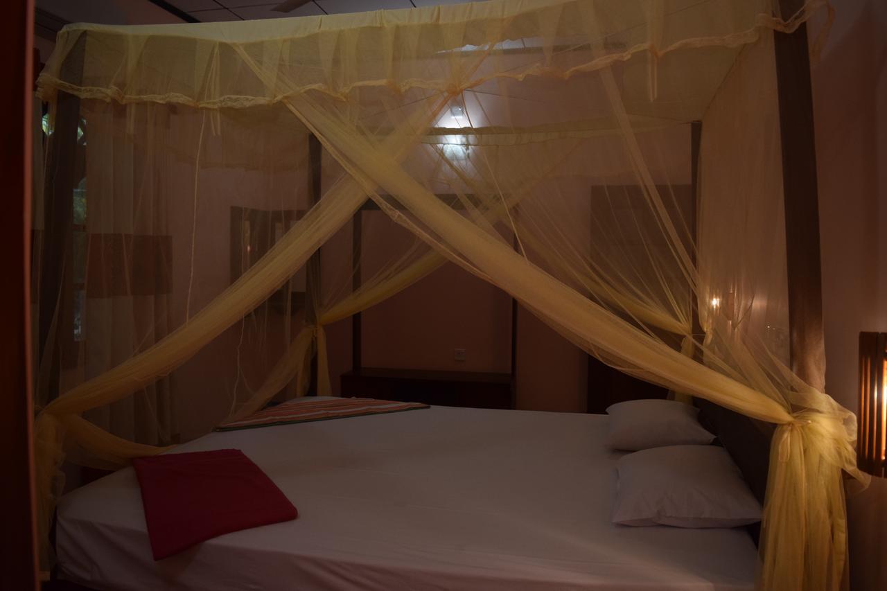 Lavish Eco Jungle Hotel Tissamaharama Eksteriør billede